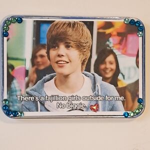 Pop Star Culture Plaque - Justin Bieber with Kitschy Bedazzled Bling Pink Heart